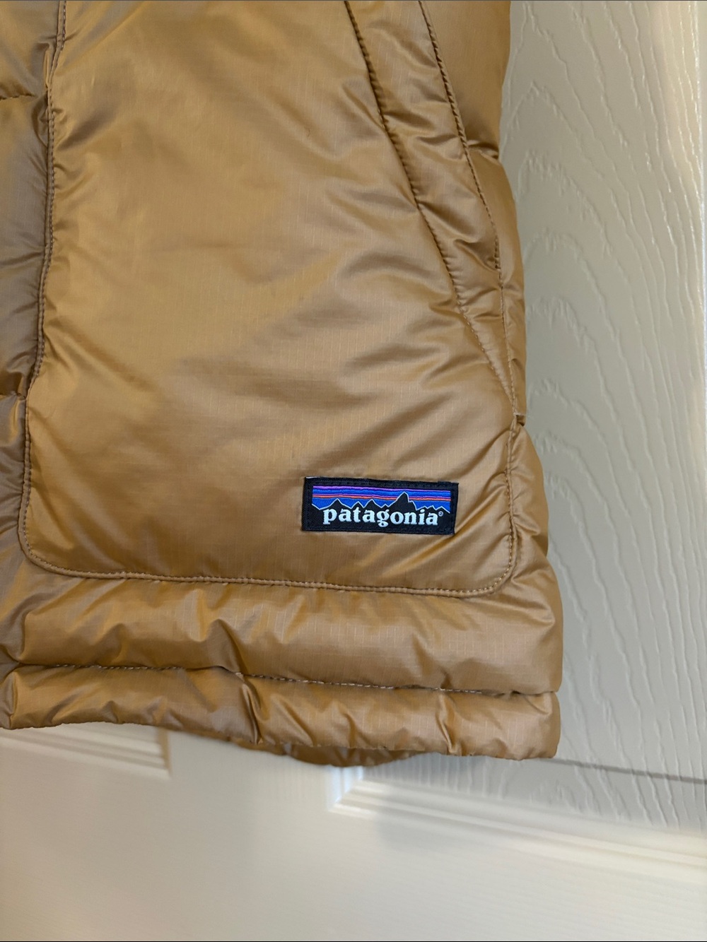 Patagonia Tan and Navy Hooded Puffer Vest - Picture 9 of 10
